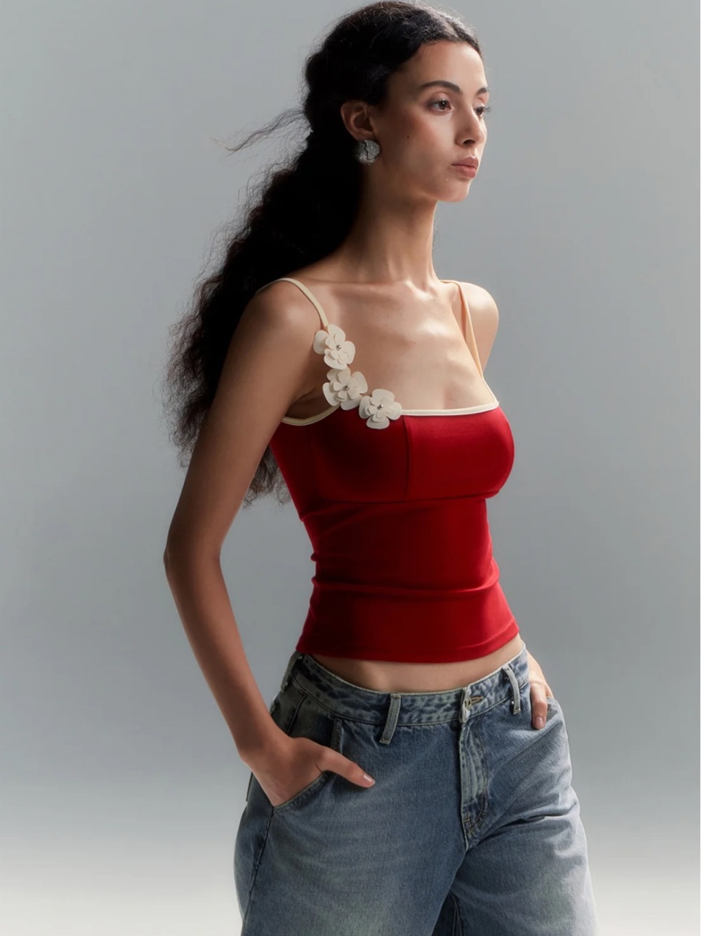 Commense Red Floral-Trim Spaghetti Strap Tank Top Small